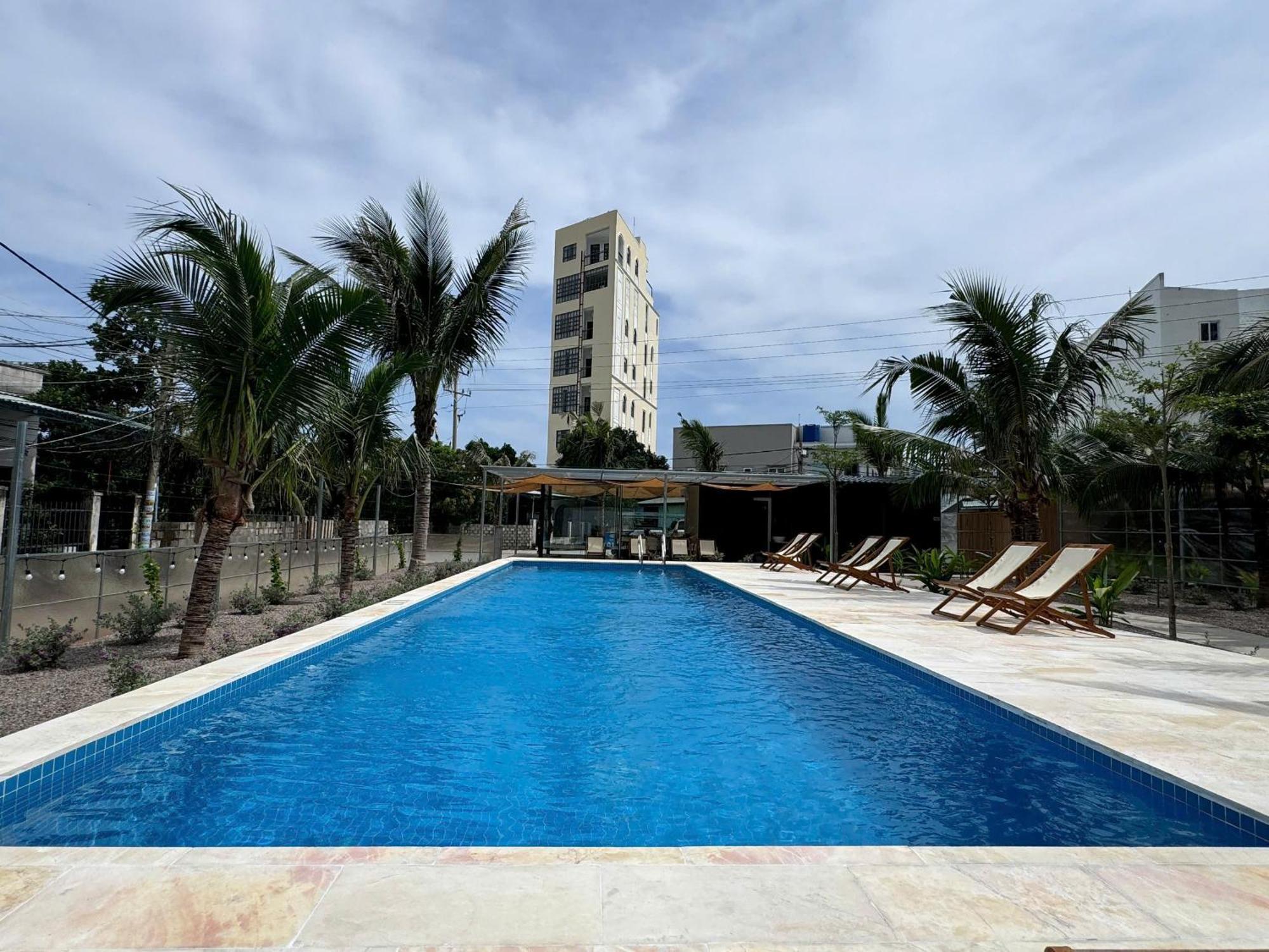 מואי נה Wanderlust Hotel מראה חיצוני תמונה